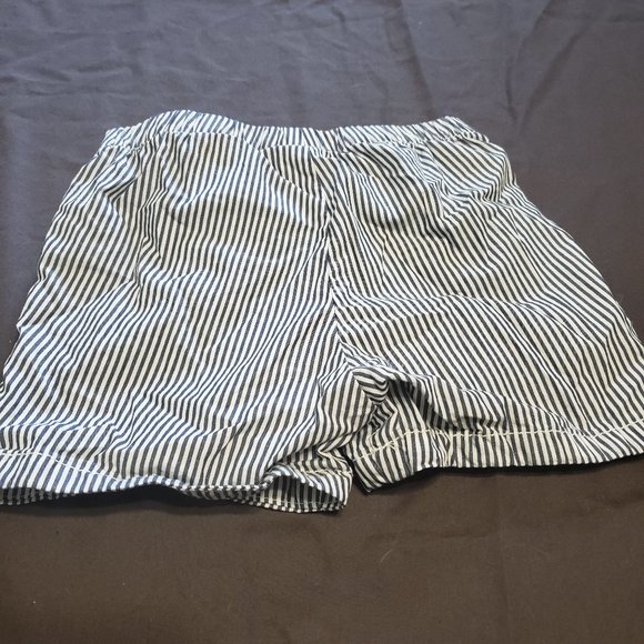 H&M Striped Shorts Lightweight Drawstring Elastic Waistband Size 3T 100% Cotton - Picture 2 of 3